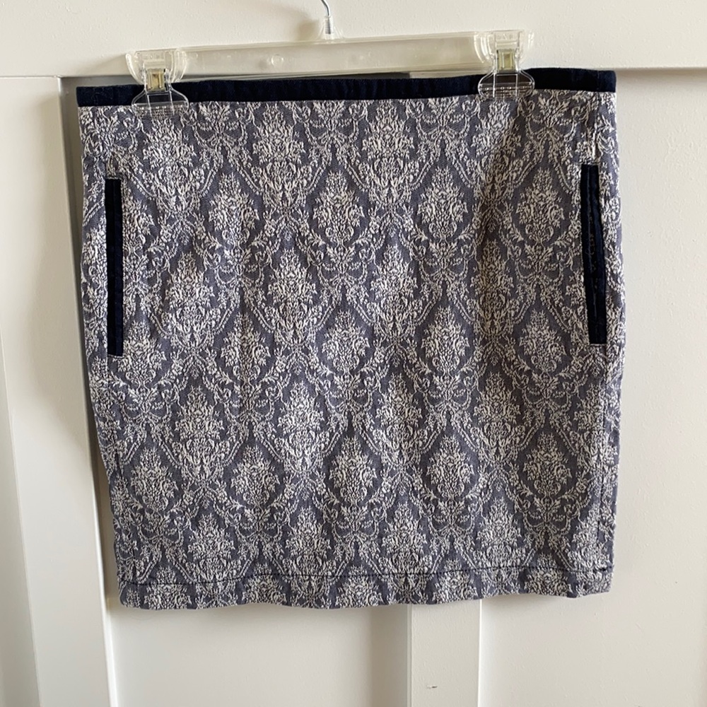 Women’s Skirt